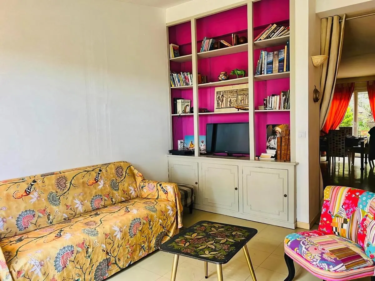 Maison Au Calme Avec Jardin Marsylia 0*,  Francja